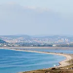 4 Personnes Sur La Presqu'ile De Giens Avec Piscine Et Acces Direct Sur La Appartement *